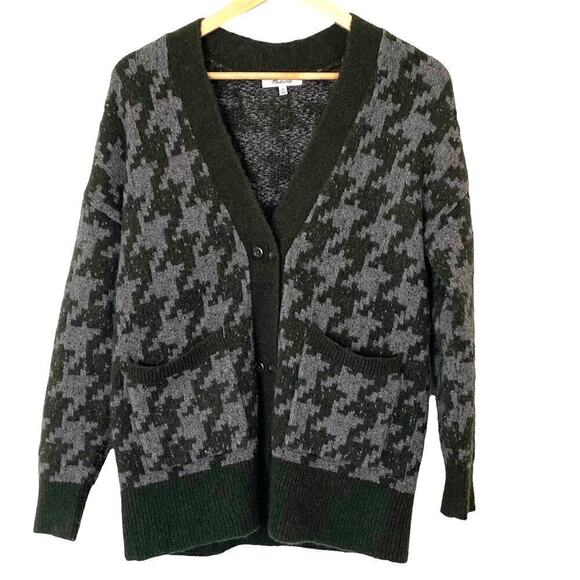 MADEWELL Allston Double-Button Cardigan Sweater in Houndstooth, Size X-Small - Picture 4 of 13